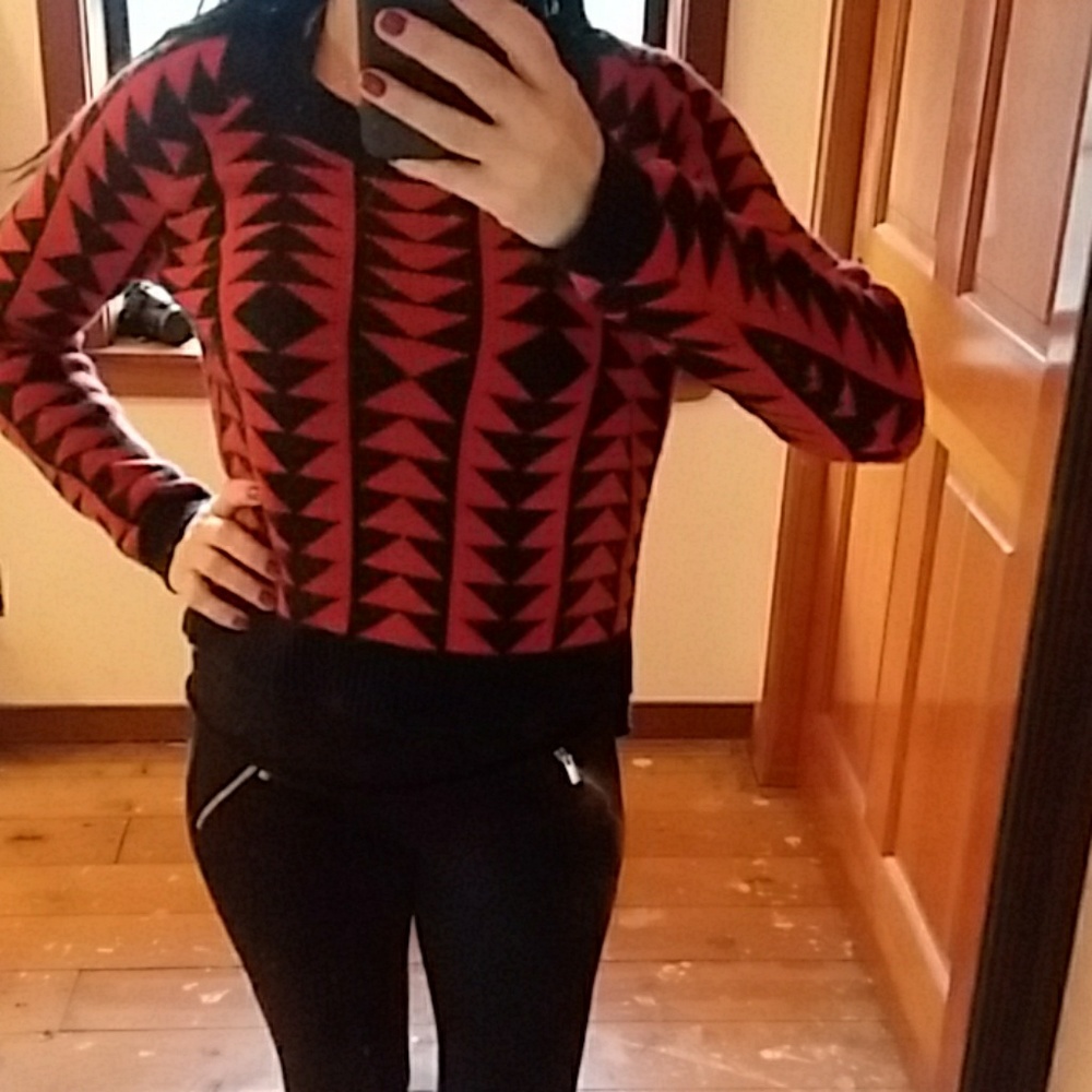 Sweater - Picture 4 of 4